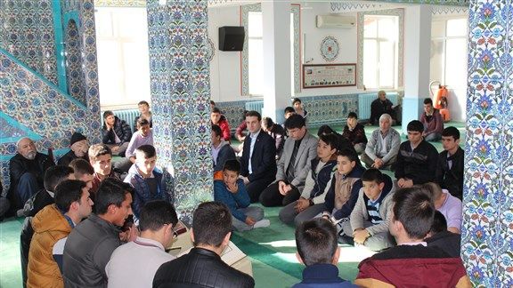 İstiklal Marşı Şairimiz Mehmet Akif ERSOY´un Vefatının 79. Yılını İlçemiz Anadolu İmam Hatip Lisesi Öğrencilerinin Hazırladığı Program İle Andık