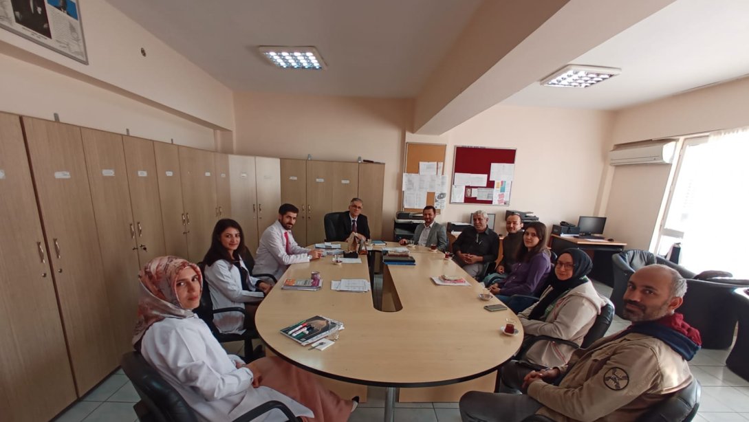 İlçe Milli Eğitim Müdür Vekili Ayhan AK okulları ziyaret etti